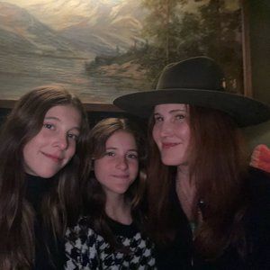 Meet your Posher, Stacy